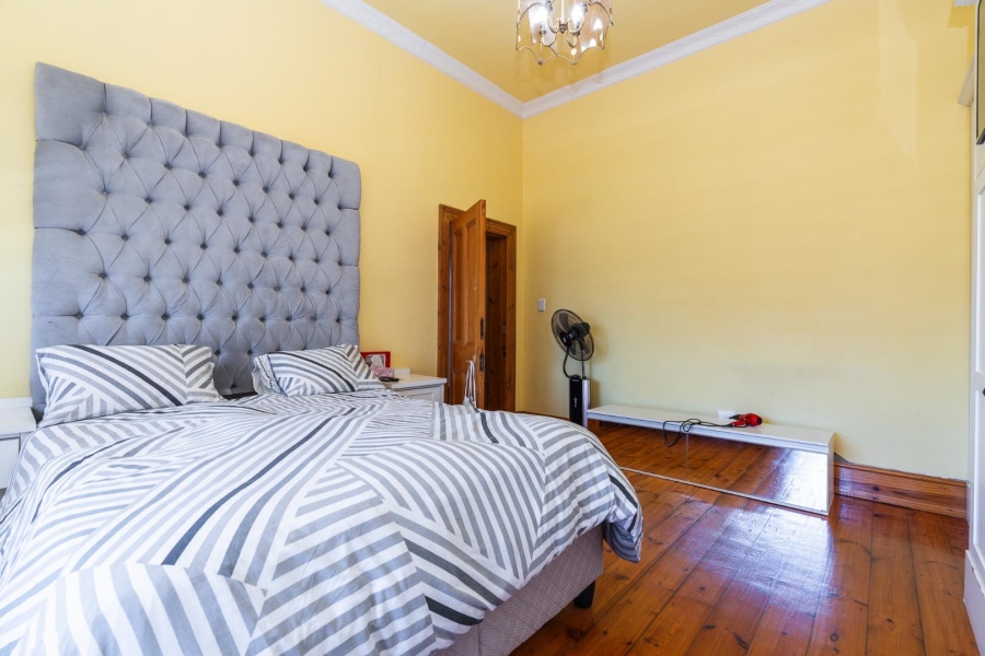 8 Bedroom Property for Sale in Walmer Estate Western Cape